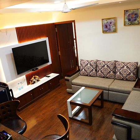 Chola Serviced Apartment Tiruchirappalli Dış mekan fotoğraf
