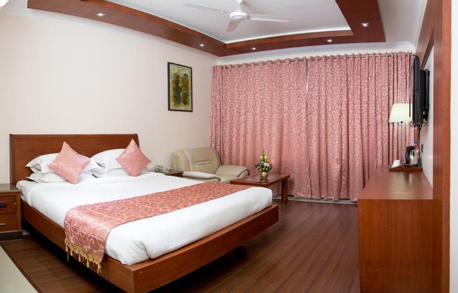 Chola Serviced Apartment Tiruchirappalli Dış mekan fotoğraf